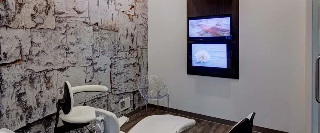Dentist in Tinton Falls